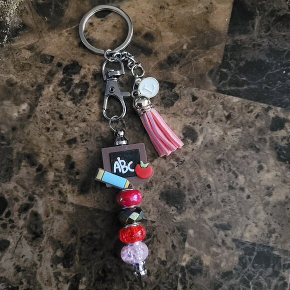 Beaded Handcrafted Initial "L" Teacher Keychain/bag charm. Handcrafted.Brand new - Picture 3 of 5